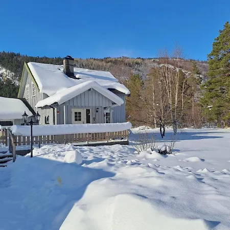 House Just North Of Arctic Circle * Saltdal